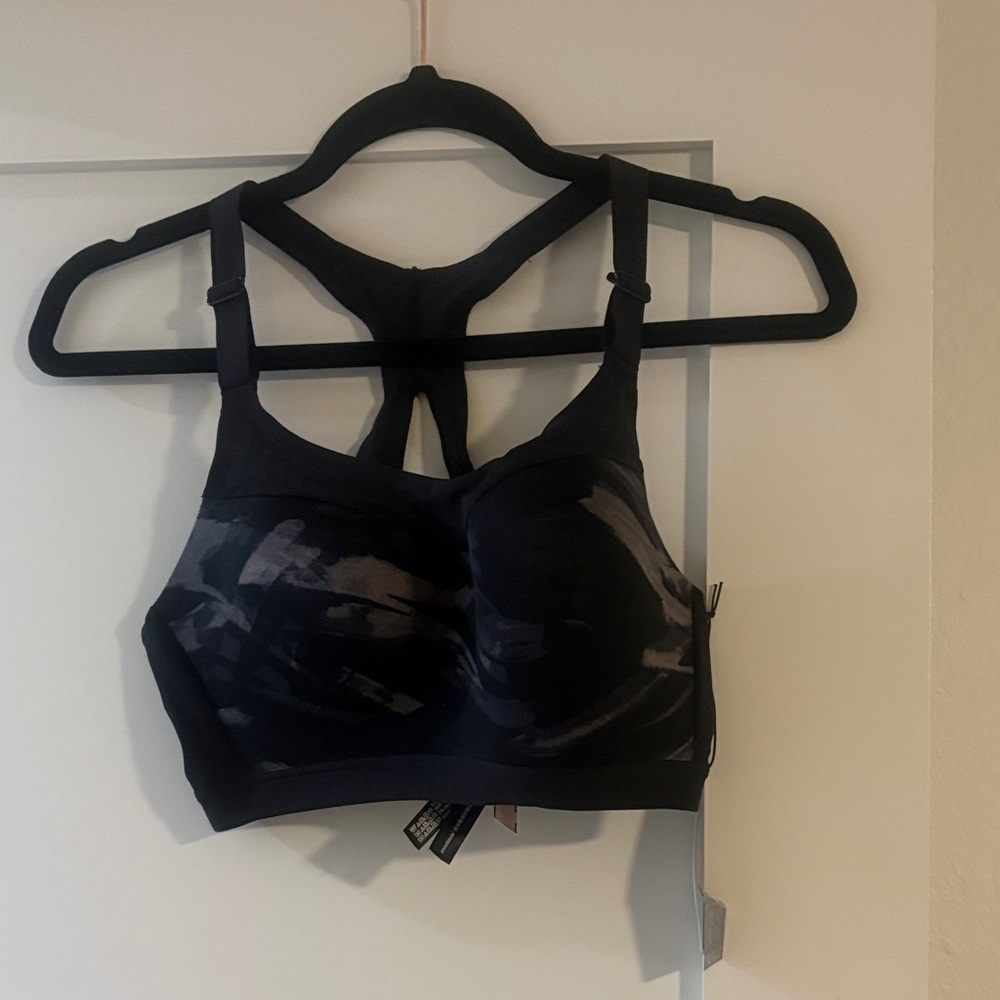 Black Sports Bra